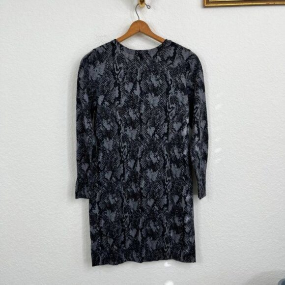 Old Navy Sweater Dress Snake Python Print Long Sleeve - Picture 5 of 8